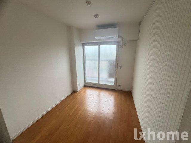 カルチェ茨木の寝室|ゆとりの広さです