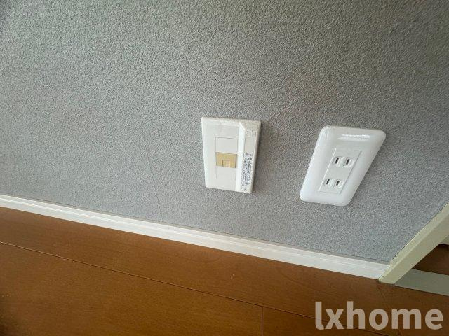 カルチェ茨木の内装|明るい色調の室内です