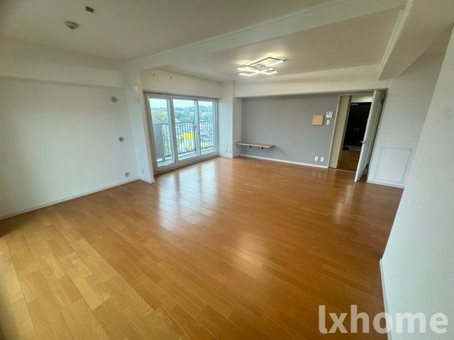 カルチェ茨木の居間・リビング|ゆったり過ごせる居間です