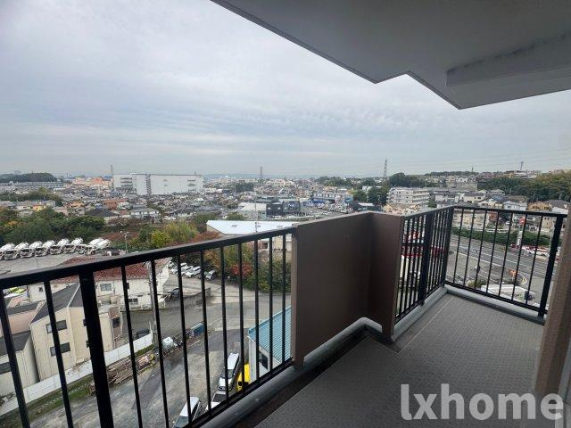 カルチェ茨木のバルコニー|落ち着いた時間を過ごせるバルコニーです