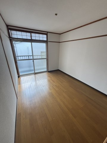 【寝室】