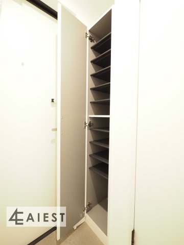 GRANDBLUE dotokushimmachiⅡの玄関