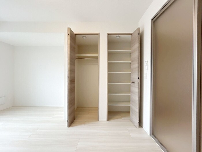 グラナーデ東日暮里の収納