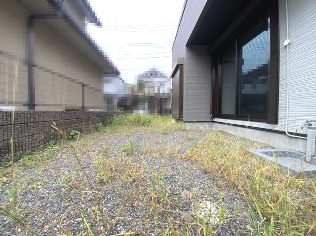 京都市西京区御陵峰ケ堂町2丁目の庭|お庭スペースあり！
BBQやお子様の遊び場としても活用でき、ご家族で楽しい時間を過ごせます。