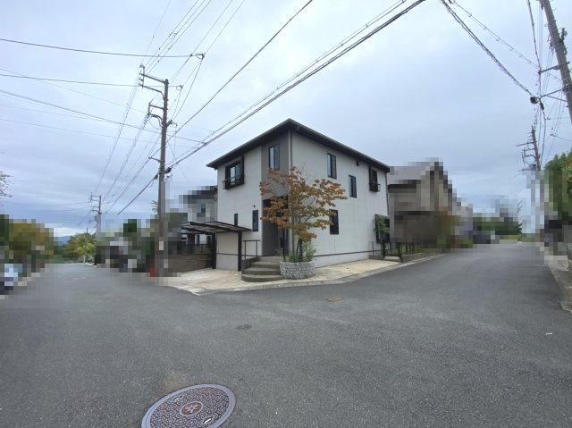 【価格改定】京都市西京区御陵峰ケ堂町2丁目の前面道路含む現地写真|積水ハウス株式会社施工の住宅です。
