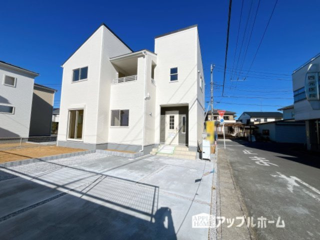 【新築戸建】深谷市上柴町西第5の駐車場|駐車場は並列駐車3台分☆来客時も安心です♪セカンドカー用にもお使いいただけます。