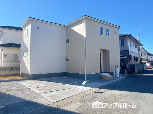 【新築戸建】深谷市上柴町西第5の駐車場|駐車場は並列駐車3台分☆来客時も安心です♪セカンドカー用にもお使いいただけます。