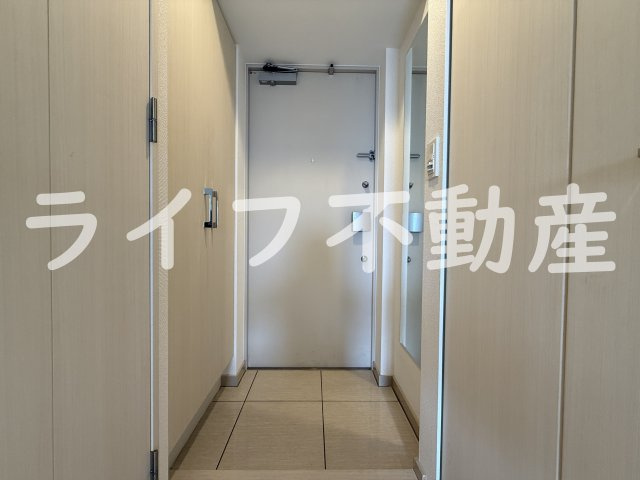 アドバンス大阪バレンシアの玄関|毎日通る玄関はこちらです