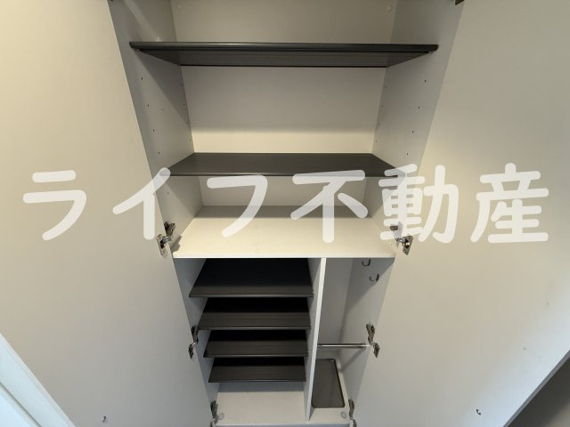 アドバンス大阪バレンシアの収納|便利な収納スペースです