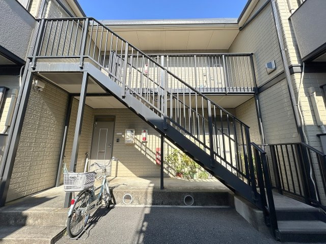 ハイム　栗山のエントランス