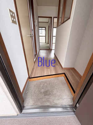 【玄関】 | ビラ・トレンディ