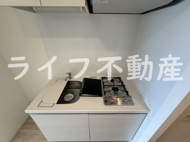 アドバンス大阪バレンシアのキッチン|きれいなキッチンです