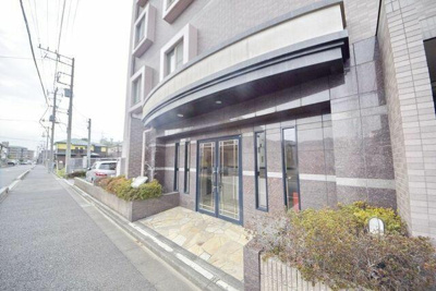 【エントランス】 | ネストプレイス