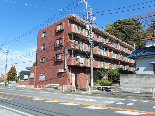 エヌケイパレスの外観