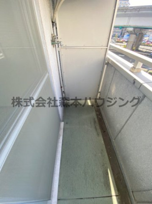 【設備】 | 　ヴィラ守口 | 洗濯機置き場です