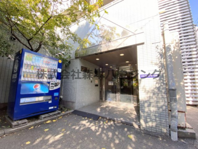 【エントランス】 | 　ヴィラ守口 | 落ち着いたエントランスです