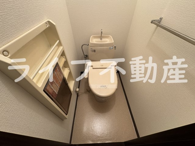 アイケイハイツ高井田B棟のトイレ|コンパクトで使いやすいトイレです