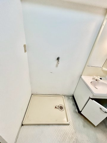 三杉プチシャトーの設備|室内洗濯パン