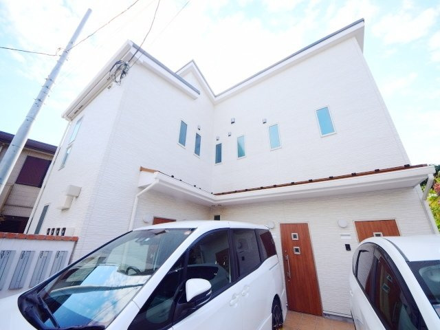 ラ・プラージュの外観