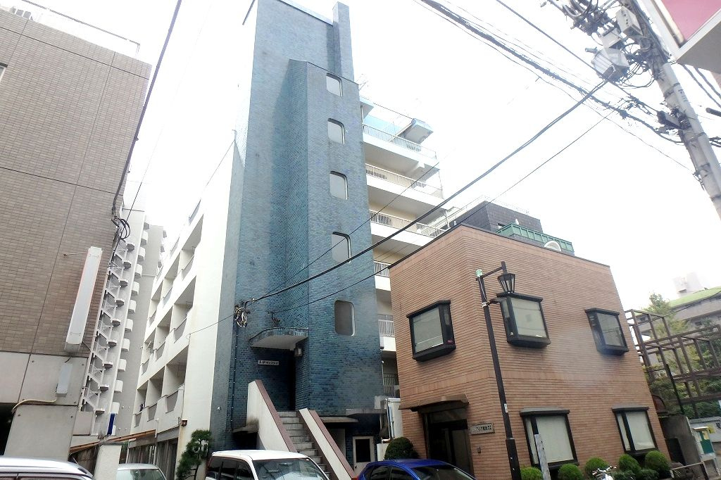 真砂マンションの外観