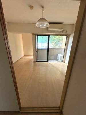 【洋室】 | サンシティ瓦町