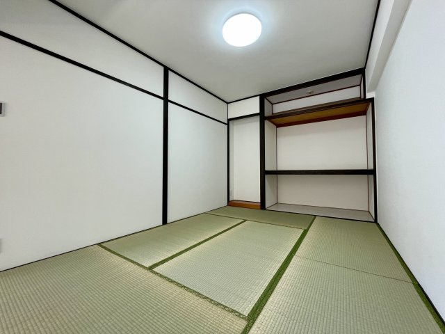 ヴォルフスガルテン熊本南B棟の和室