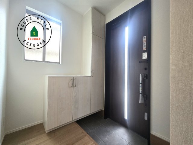 福津市福間南3丁目第4-1棟（1号棟）の防犯設備|二重ロックでしっかり防犯対策ができます。