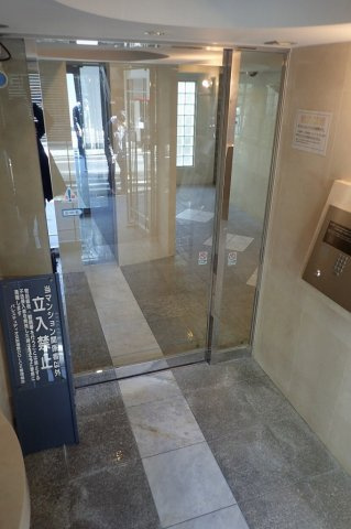 パレステュディオ文京湯島DOLCEのエントランス