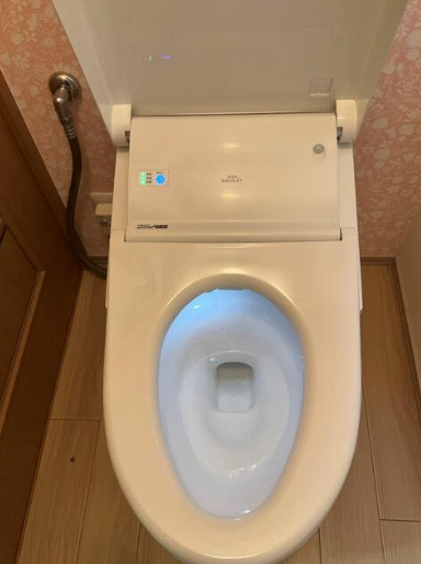 江戸川区平井２丁目の戸建のトイレ