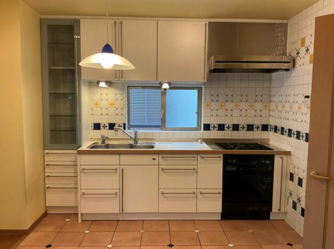 江戸川区平井２丁目の戸建のキッチン