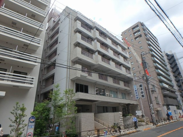 ニューハイツ湯島の外観