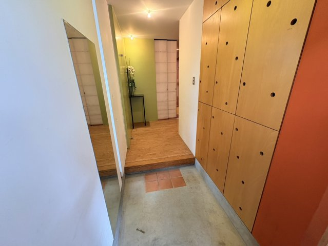 神戸市西区前開南町　戸建の玄関