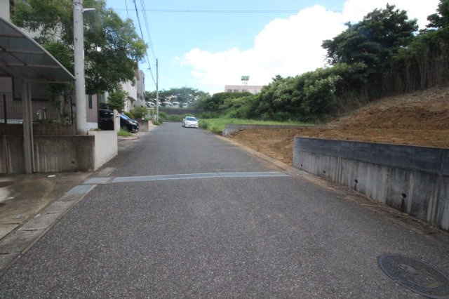 鎌取町212㎡の前面道路含む現地写真