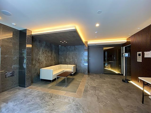 レジディア中目黒Ⅲのロビー