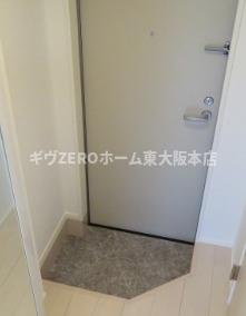 ハーモニーテラス御厨中の玄関