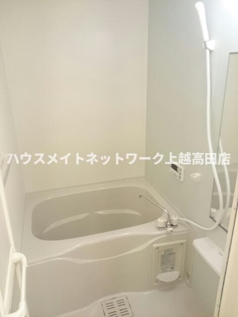 ヒルトップテラスの浴室|追焚機能付