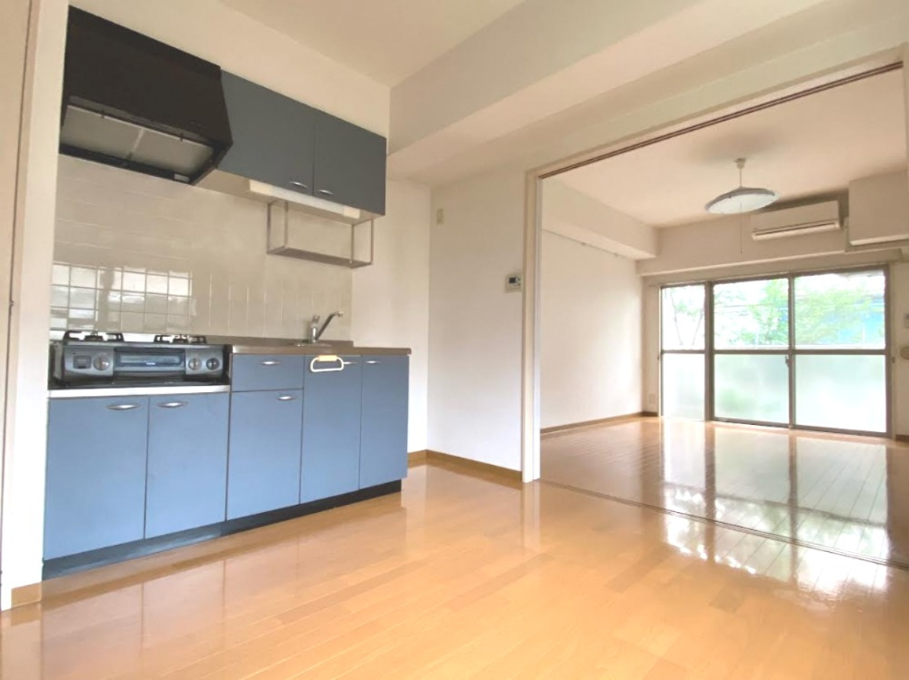 ヴェリテ有賀　アルガの居間・リビング