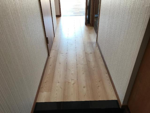 リュミエールの内装|廊下