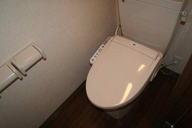 プランドール・コートのトイレ|シャワー付トイレ