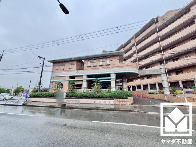 クレステージ桃山の外観