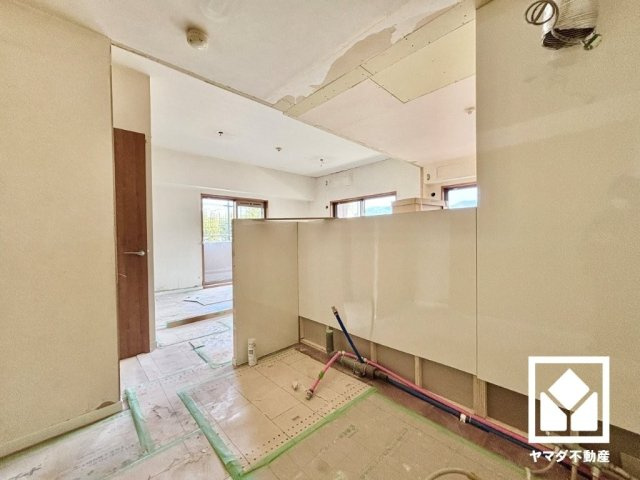 クレステージ桃山の洋室