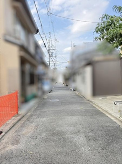 【前面道路含む現地写真】