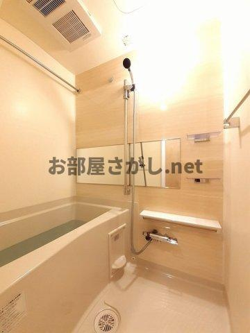 メゾン　ブランドブラン【東長崎駅近／12月中旬入居可】の浴室|日々の疲れを癒すお風呂付です