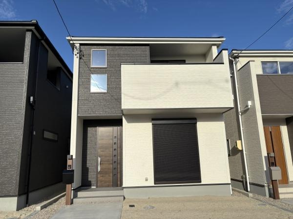 高浜市田戸町2丁目　全3棟・2号棟