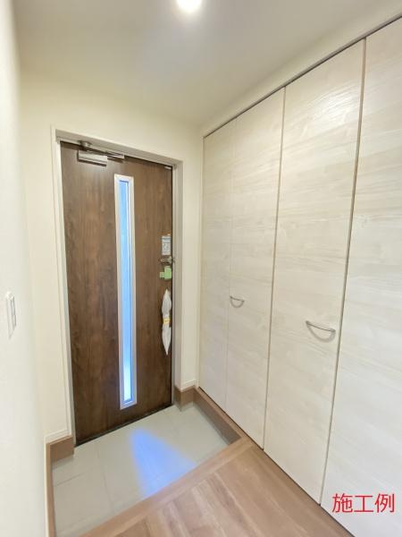 豊川赤坂町第1期　全2棟・2号棟の玄関|施工例