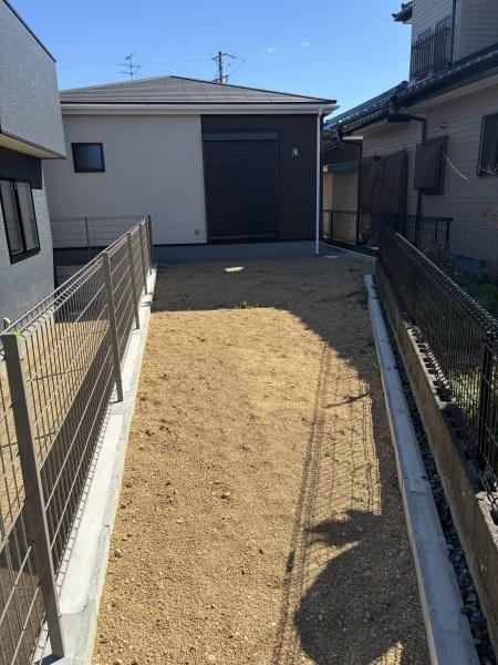 高浜呉竹町第3　全4棟・4号棟の庭|遊びやＢＢＱなど、想像が膨らむお庭。
