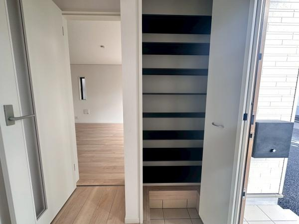 和歌山市鳴神第4-1号棟　新築戸建の収納