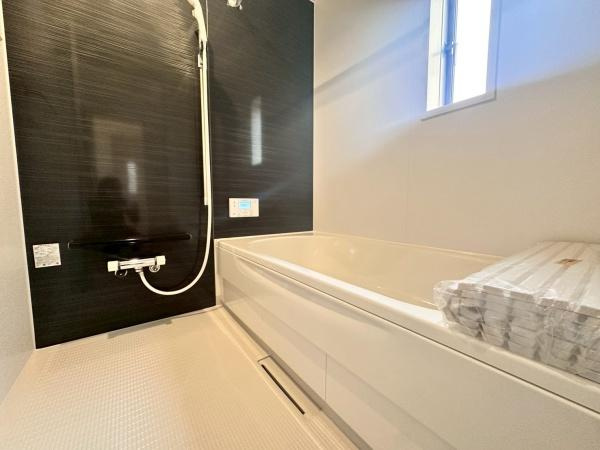 和歌山市鳴神第4-1号棟　新築戸建の浴室