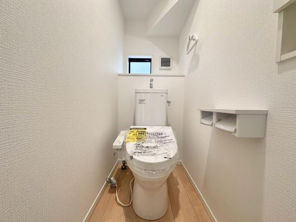 和歌山市鳴神第4-2号棟　新築戸建のトイレ