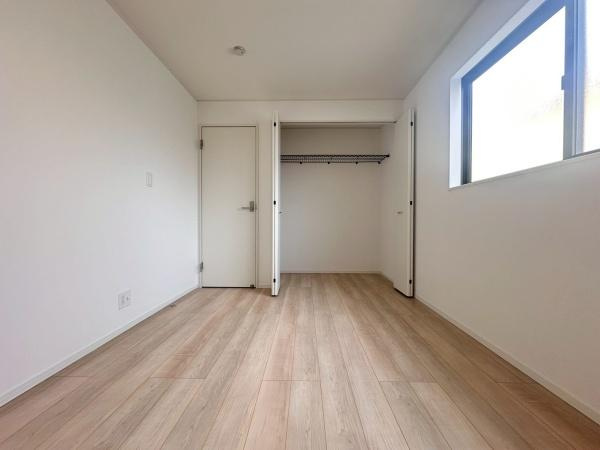 和歌山市鳴神第4-2号棟　新築戸建の洋室